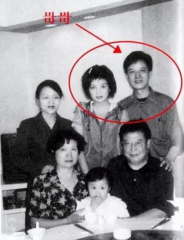 赵薇个人资料简介，女演员赵薇个人资料（儿子离婚分走5.2亿）
