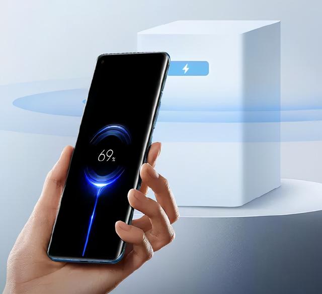 小米手机补电代码，小米补电代码是多少（年小米吹过的牛逼，都在这里了）