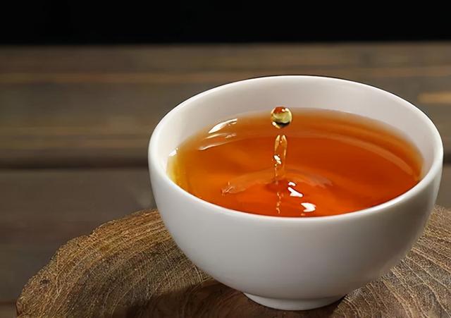 武夷山肉桂茶的功效与作用，武夷山肉桂茶的功效（肉桂和大红袍的区别是什么）