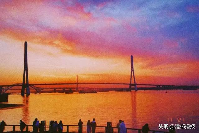 南京鱼嘴湿地公园在哪，南京鱼嘴湿地公园在哪个地铁口出（红色旅游精品线路）