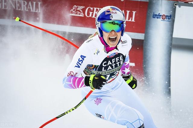 冰雪女王，冰雪女王主题曲（搞定身家超10亿的伍兹图片）