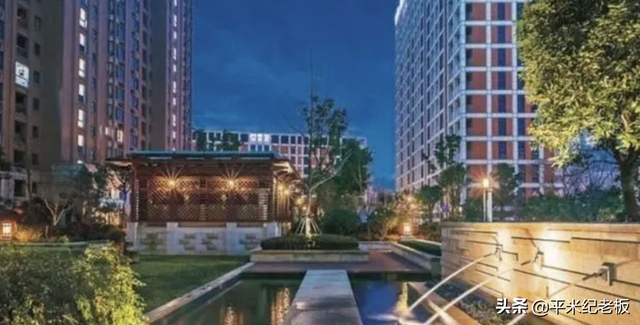 上海华山医院东院，华山医院东院正式纳入医保定点单位（680万拿下顶尖九年一贯制学校）