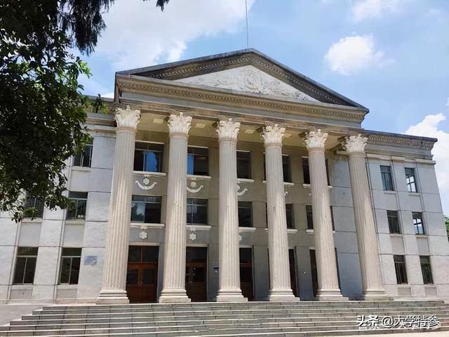 廣西大學佔地面積多少畝,廣西大學多大(廣西大學本科招生計劃出爐)