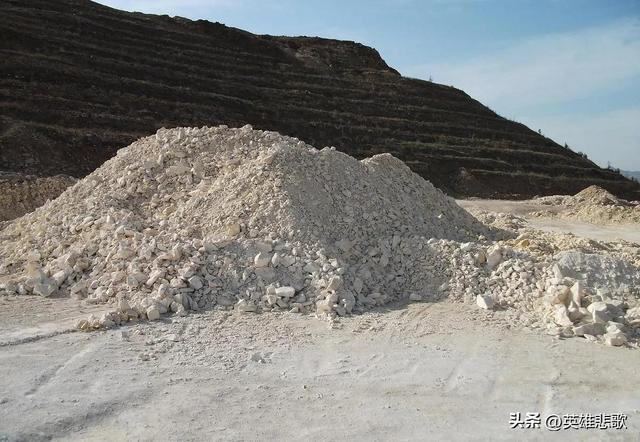 陶瓷是谁发明的，陶瓷是谁发明的,什么时代（陶和瓷的本质都是土）