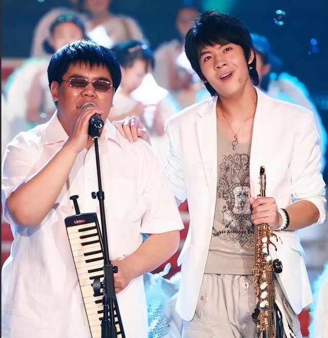 27岁盲人歌手杨光，终为自己的狂妄付出代价