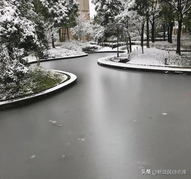 立冬打雷预示什么，立冬打雷预示什么预兆（今天是立冬节气，冬天冷吗）