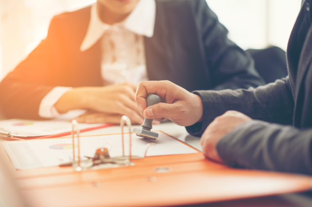 股权出质是好是坏，股权出质什么意思（股权出质需要配偶和其他股东同意吗）