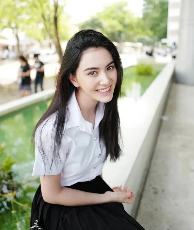 世界十大混血模特，全球最美的10位混血女神