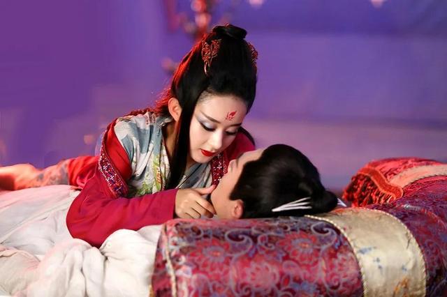 赵丽颖花千骨图片，赵丽颖花千骨2剧照（赵丽颖饰演的花千骨）