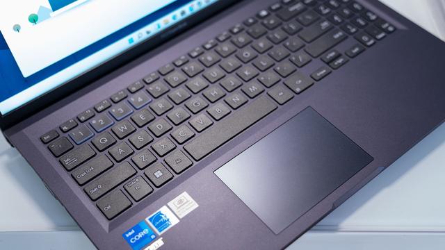 办公笔记本电脑推荐，商务办公笔记本电脑推荐（2022款华硕破晓2轻薄笔记本电脑开箱）