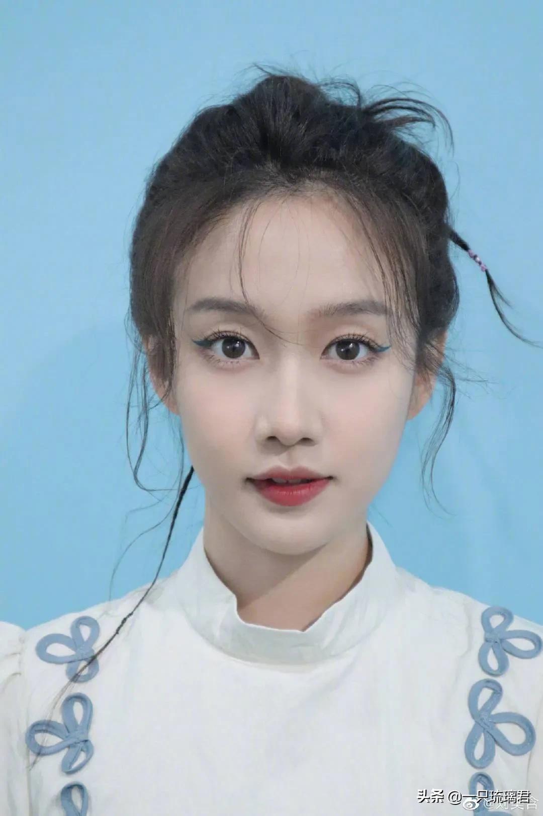 刘美含到底多高,刘美含个人资料多高(却因身高一米五惹争议)