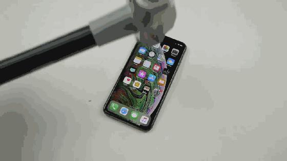 手机不贴膜会花吗，手机不贴膜会有什么影响（你为什么要给手机贴膜）