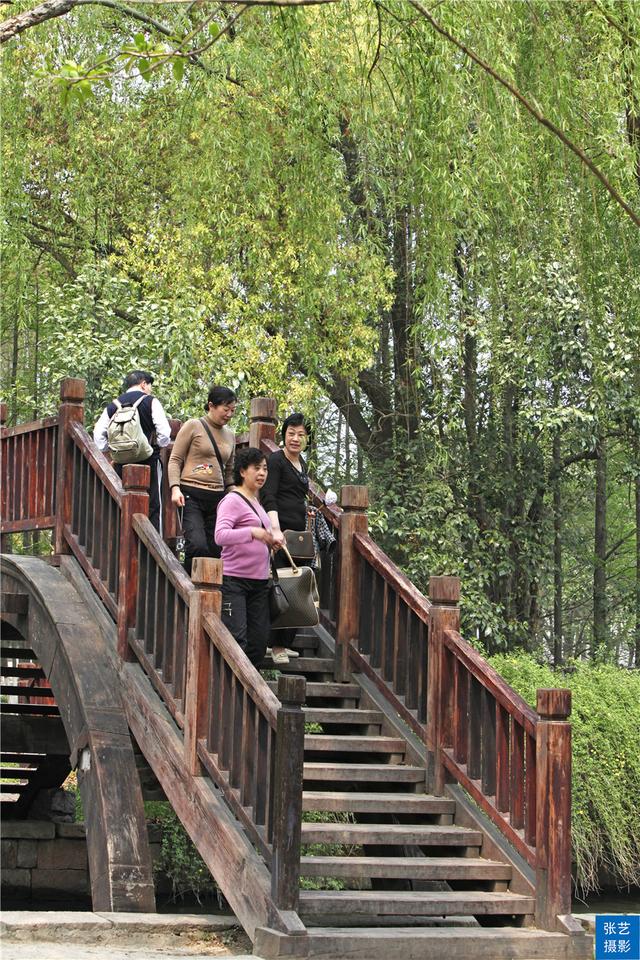 乌镇好玩吗，乌镇好玩吗值得去一下吗（素有“中国最后的枕水人家”之誉）