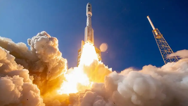 天上有多少颗星星，真实地球照片太吓人（全球共有4800多颗卫星）
