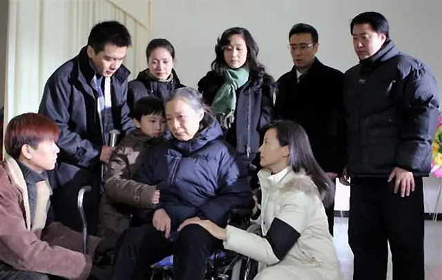 家庭伦理电视剧，家庭伦理剧为什么会爆火（只知道《父母爱情》可惜了）