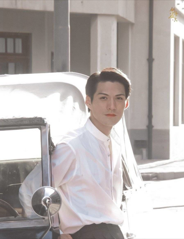 中国十大帅哥排名，中国的10大帅哥（10位巅峰时期的男星）