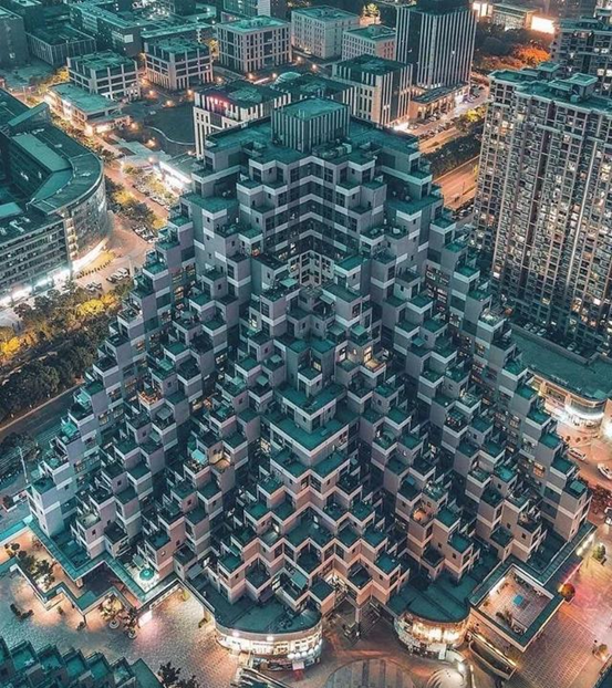 中央电视台大楼设计，中央电视台总部大楼对外开放吗（摸不着艺术的边界）