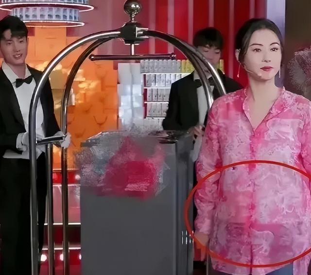 郑佩佩 张柏芝，郑佩佩拍过哪些电影（“不爱惜羽毛”终于付出代价）