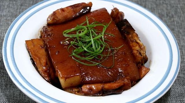 除夕年夜饭经典菜谱，6样“吉祥菜”记得摆上桌