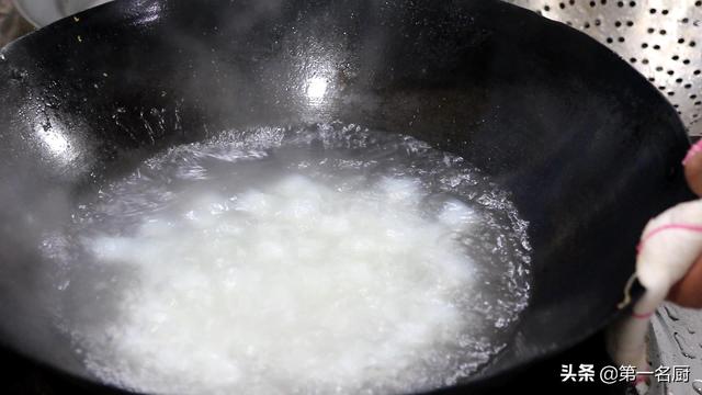 凉粉做软了已经凝固怎么补救，红薯凉粉做的太软了怎么办（用一包淀粉教你做）