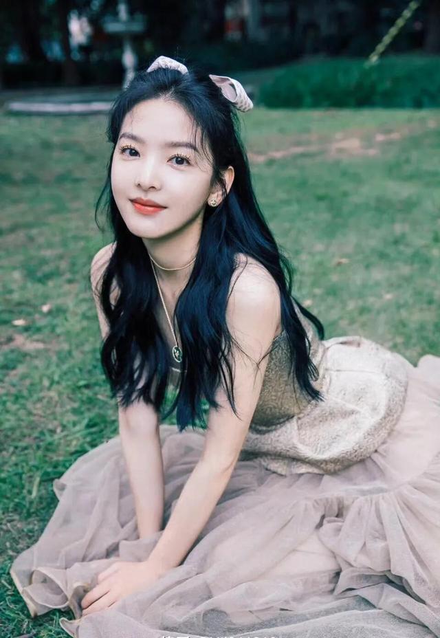 壁纸，章若楠，章若楠壁纸下载（明星壁纸<五十一>章若楠图片）