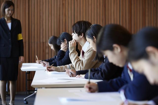 新行为主义心理学的代表人物是，行为主义心理学的代表人物是（2022年下半年教师资格证笔试常考人物45个）