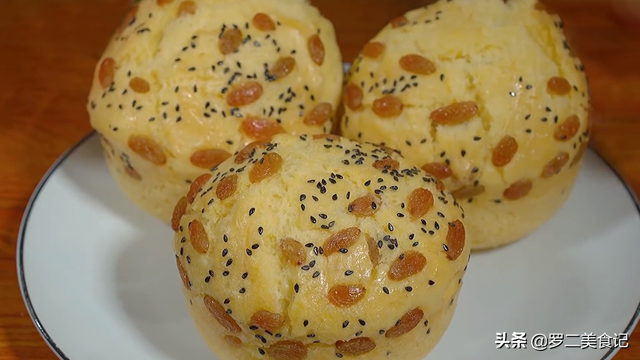 粉色蒸蛋糕的做法，粉色蛋糕怎么做（出锅松软又香甜）