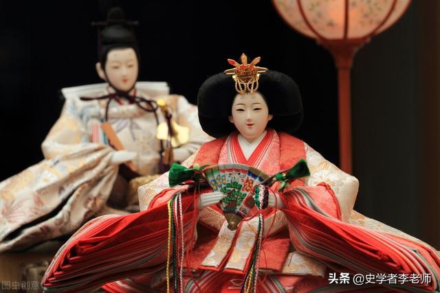 日本天皇家族，日本天皇家族历史（历经2千多年变化从未改朝的皇室）