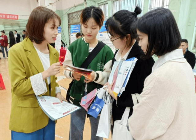 专科考研和本科考研有什么区别，大专考研和本科考研的区别有哪些（“本科”和“硕士”的差距）