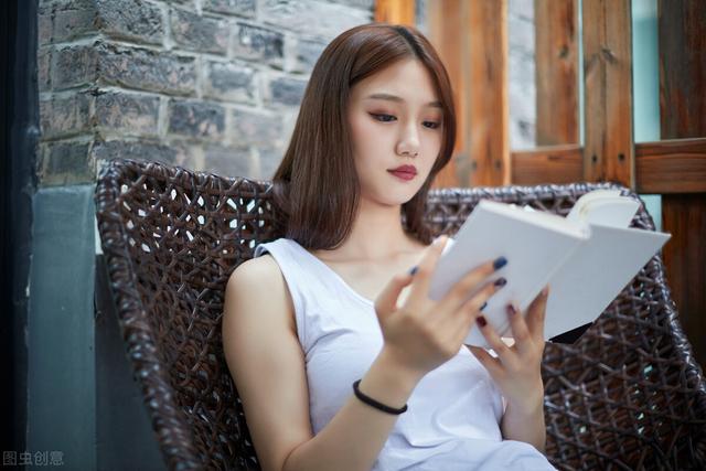 不想为你花钱又想睡你的男人，聪明的女人会向男人要东西（哭诉：怎么从四十岁的男人身上）