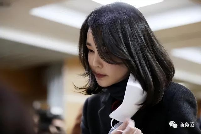 时大漂亮个人简历，时大漂亮为辛巴鸣不平（50岁韩国总统夫人合影遭“排挤”）