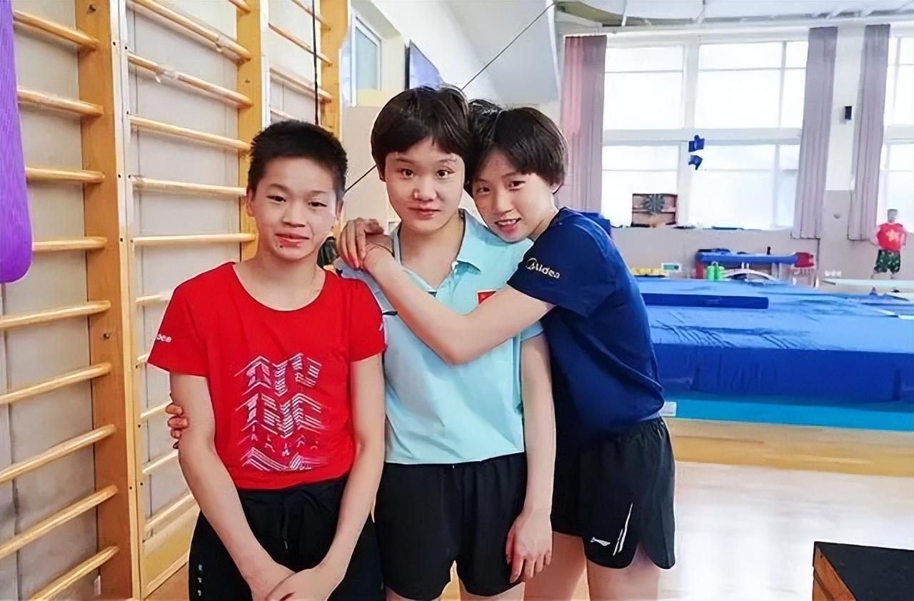 司雅杰(张家齐) - 青木春