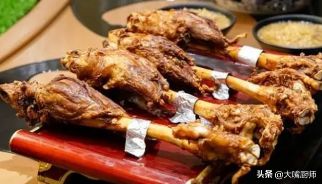 火锅为什么很少用猪肉，火锅用猪肉行吗（这5种肉都是合成的）