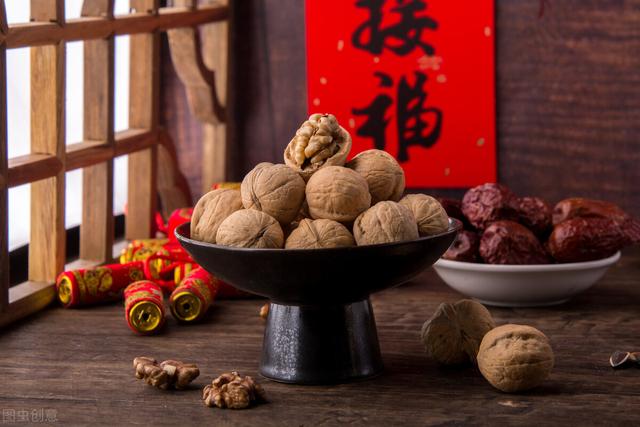 以元旦为主题的作文，与元旦的作文300字锦集9篇（享受安静的生命）