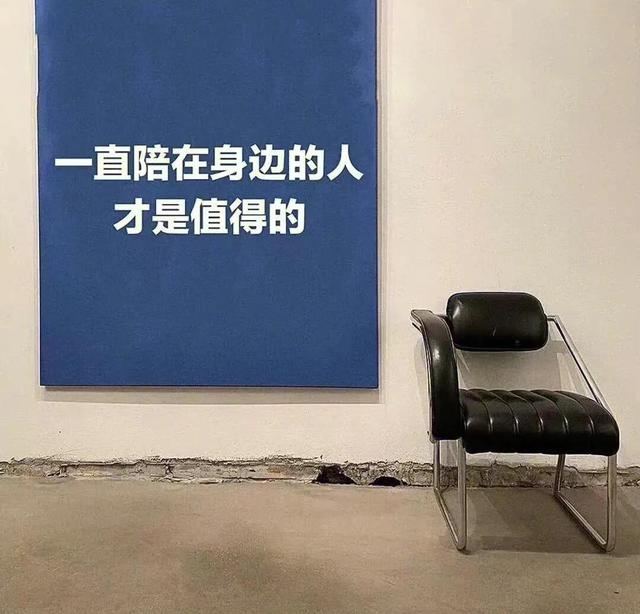 朋友圈背景图片，朋友圈背景图（朋友圈背景图无水印）