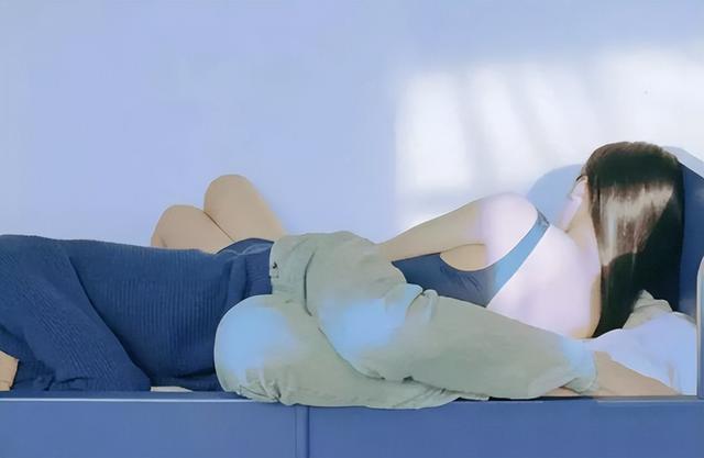 论理性与感性的关系，论理性与感性的关系议论文（感性情感与理性情感的关系）