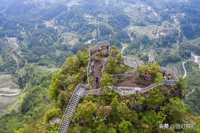 南川区十大必去景点，环金佛山178公里