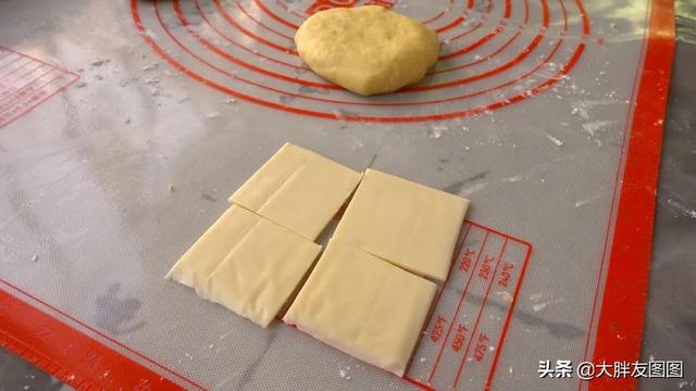 软面饼的家常做法，软面饼子的做法大全 家常（做蓬松柔软的面饼）