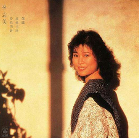 关正杰 - 天籁...星河传说歌词是什么，关正杰金山梦主题曲（香港十大劲歌金曲颁奖典礼-1984年度）