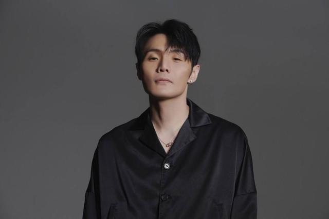 李荣浩个人资料简介，李荣浩个人资料简介及全名（“年少有为”的李荣浩）