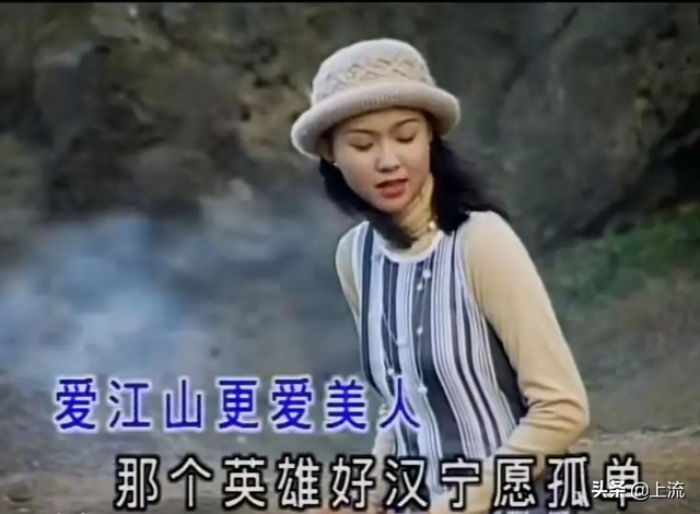 卓依婷个人资料，卓依婷资料（卓依婷怎么就成了你爸的春节限定梦中情人）