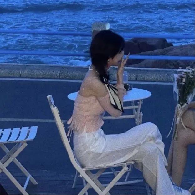 又酷又帅又霸气的闺蜜头像，帅气，超酷！五人闺蜜头像。微信（多人姐妹头像丨闺蜜头像）