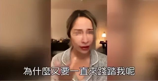 有种变化叫鼻子变了，萧亚轩近照像“格格巫”，网友直呼认不出