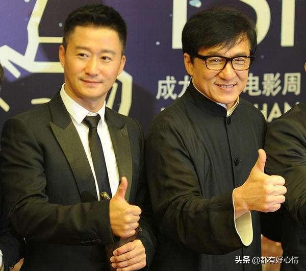 成龙和吴京谁更厉害，如果成龙和吴京打架