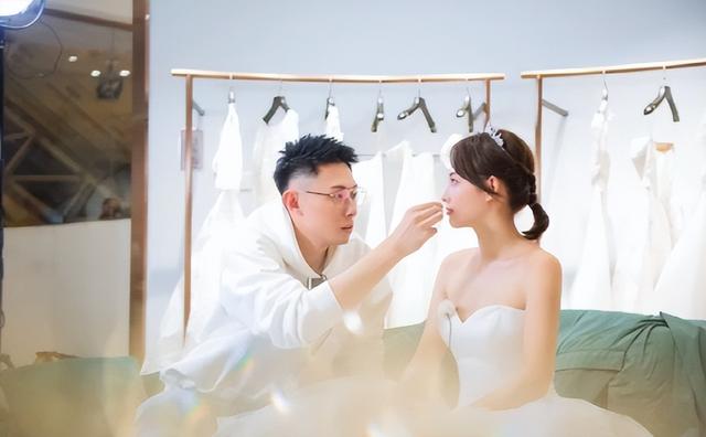 七周年是什么婚，结婚七周年是什么婚（张嘉倪老公密会对象身份曝光）