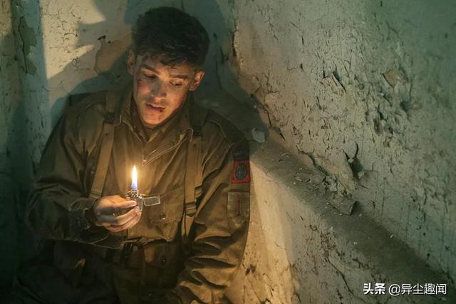 电影沉睡魔咒1王子是谁演的，沉睡魔咒2的王子是谁演的（沉睡魔咒的王子其实是澳洲的阳光小鲜肉）