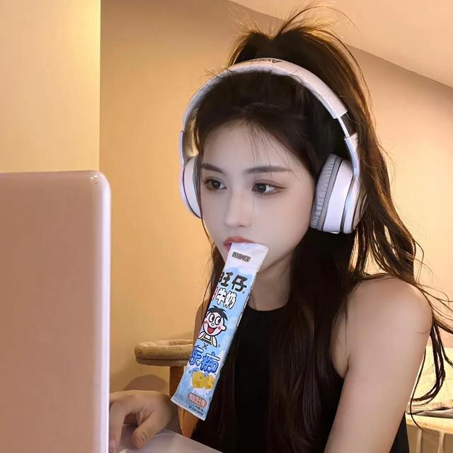 ins意境氛围感女生头像微信，ins意境氛围感女生头像（友友们中秋节快乐呀）