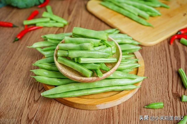 牛肉水饺馅儿搭配什么样的蔬菜，牛肉饺子馅配什么蔬菜（钙含量是牛肉15倍）