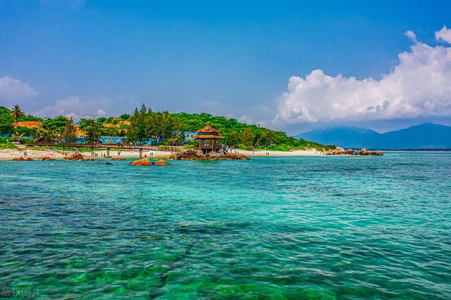 海南景点排名前十，海南必去十大景点（海南岛的十大魅力之地）