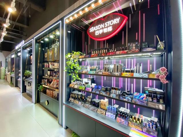 诗黛尔化妆品怎么样（他是那个没有倒下的彩妆代理商）